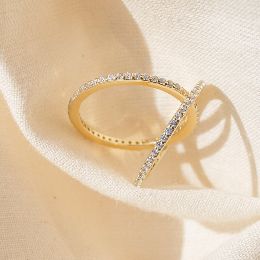 Thin Crystal Ring